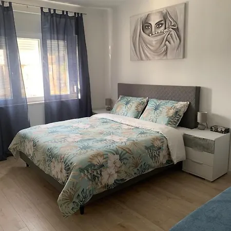 Apartament Blue Moon