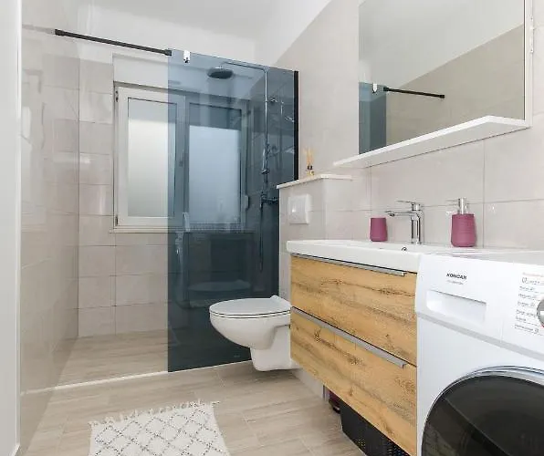 شقة Blue Moon سبليت